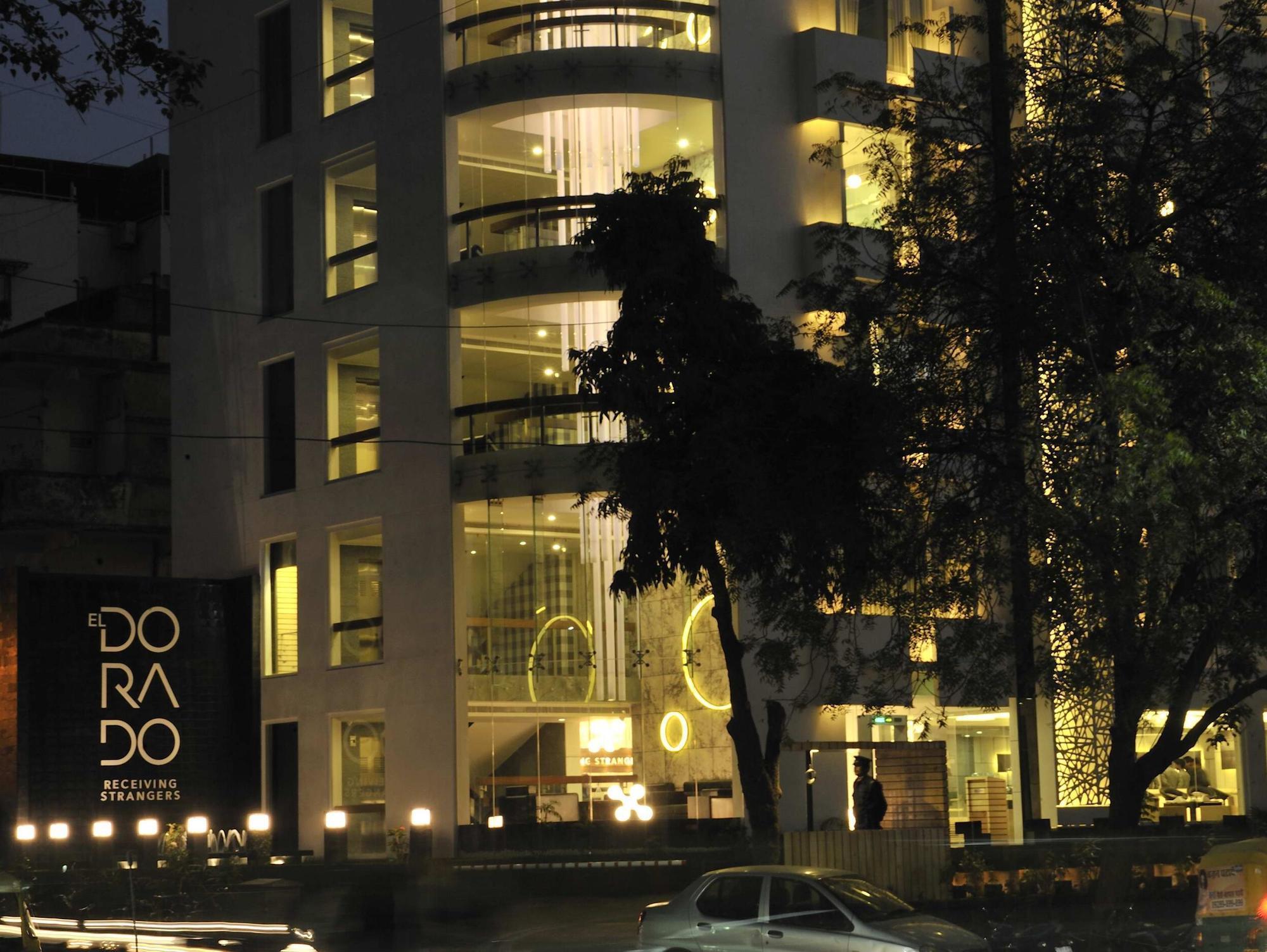 Hotel El Dorado Ahmadábád Kültér fotó